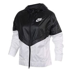 Nike Women's Black and White windbreaker Jacket